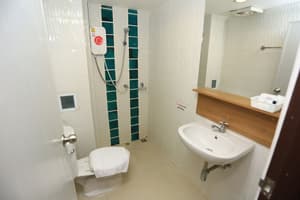 thumbnail: Bathroom