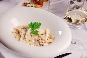 thumbnail: Restaurant