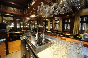 thumbnail: Restaurant