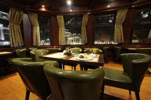 thumbnail: Restaurant