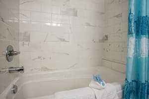 thumbnail: Interior