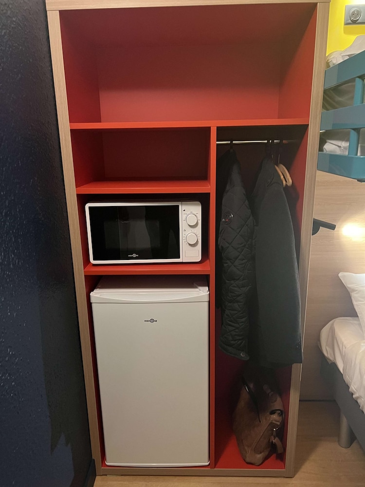 Mini-refrigerator