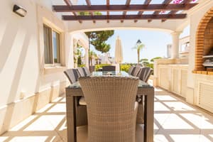 thumbnail: Terrace/patio