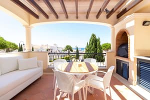 thumbnail: Terrace/patio