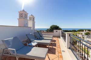 thumbnail: Terrace/patio