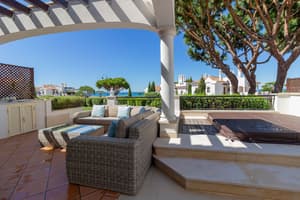 thumbnail: Terrace/patio
