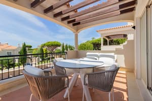 thumbnail: Terrace/patio