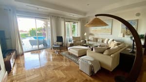 thumbnail: Living area