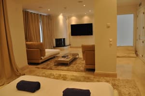 thumbnail: Living area