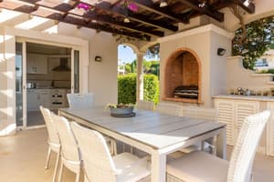 thumbnail: Terrace/patio