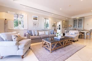 thumbnail: Living area