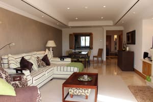 thumbnail: Interior