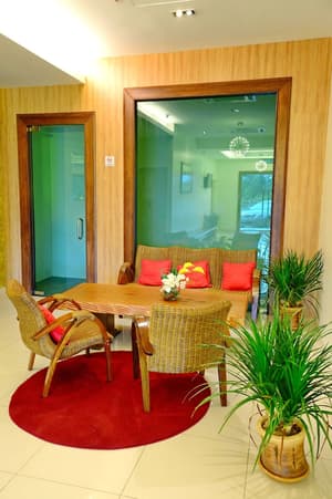 thumbnail: Lobby sitting area