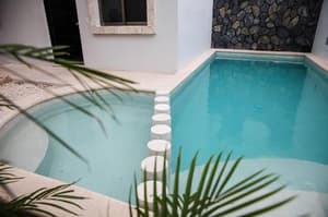 thumbnail: Pool