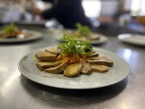 thumbnail: Restaurant
