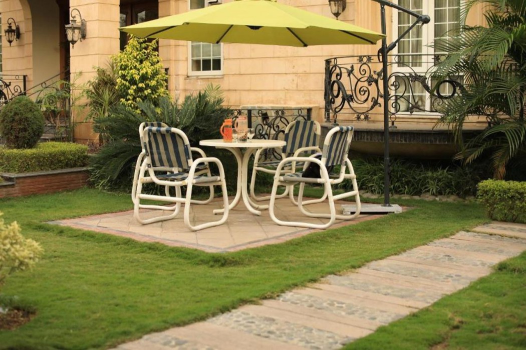Amenities and Services