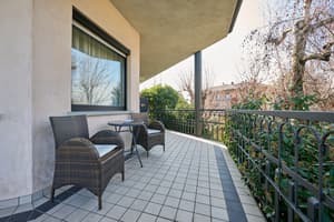 thumbnail: Terrace/patio