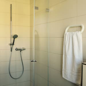thumbnail: Bathroom shower