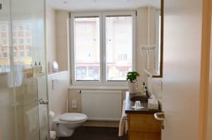 thumbnail: Bathroom