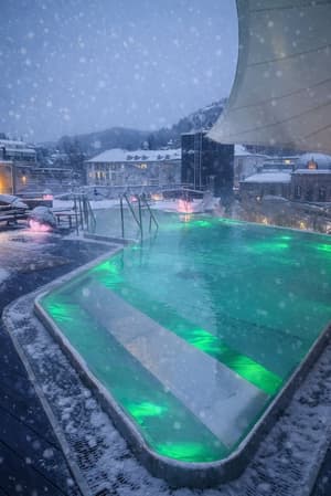thumbnail: Rooftop pool