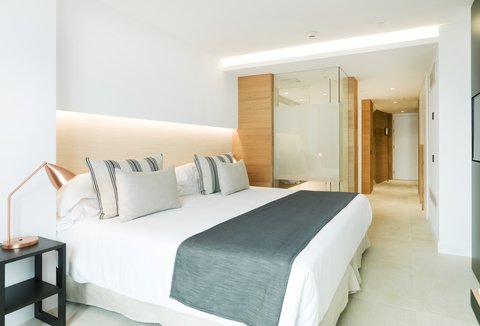 Deluxe Room With Patio Jacuzzi