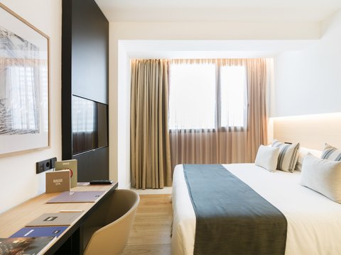 Connecting Room Standard