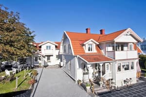 thumbnail: Exterior