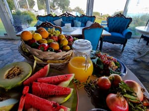 thumbnail: Breakfast buffet