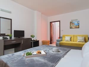 thumbnail: Living area