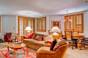 thumbnail: Living room