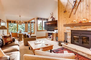 thumbnail: Living room