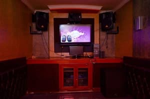 thumbnail: Karaoke room