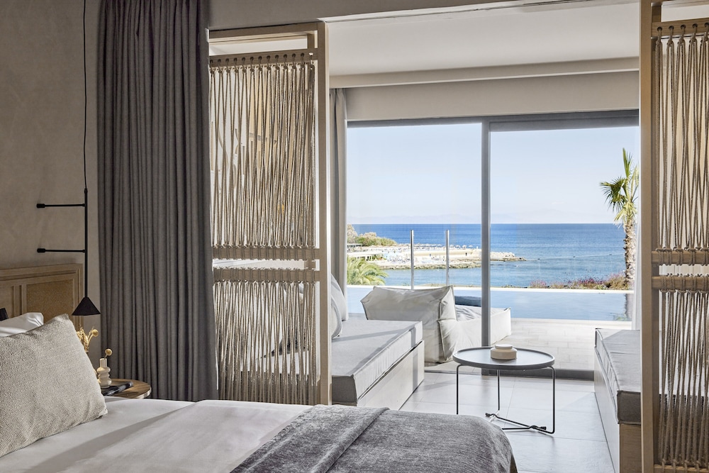 Beach/ocean view