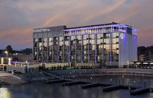 thumbnail: Exterior