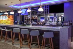thumbnail: Bar (on property)