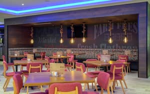thumbnail: Restaurant