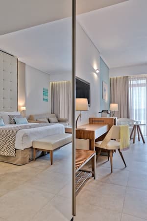 thumbnail: Interior detail