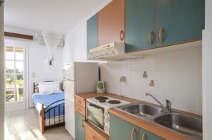 thumbnail: Private kitchenette