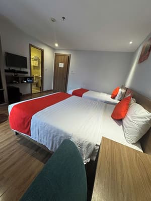 thumbnail: Room
