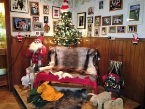 thumbnail: Interior
