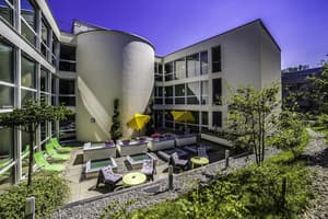 thumbnail: Courtyard
