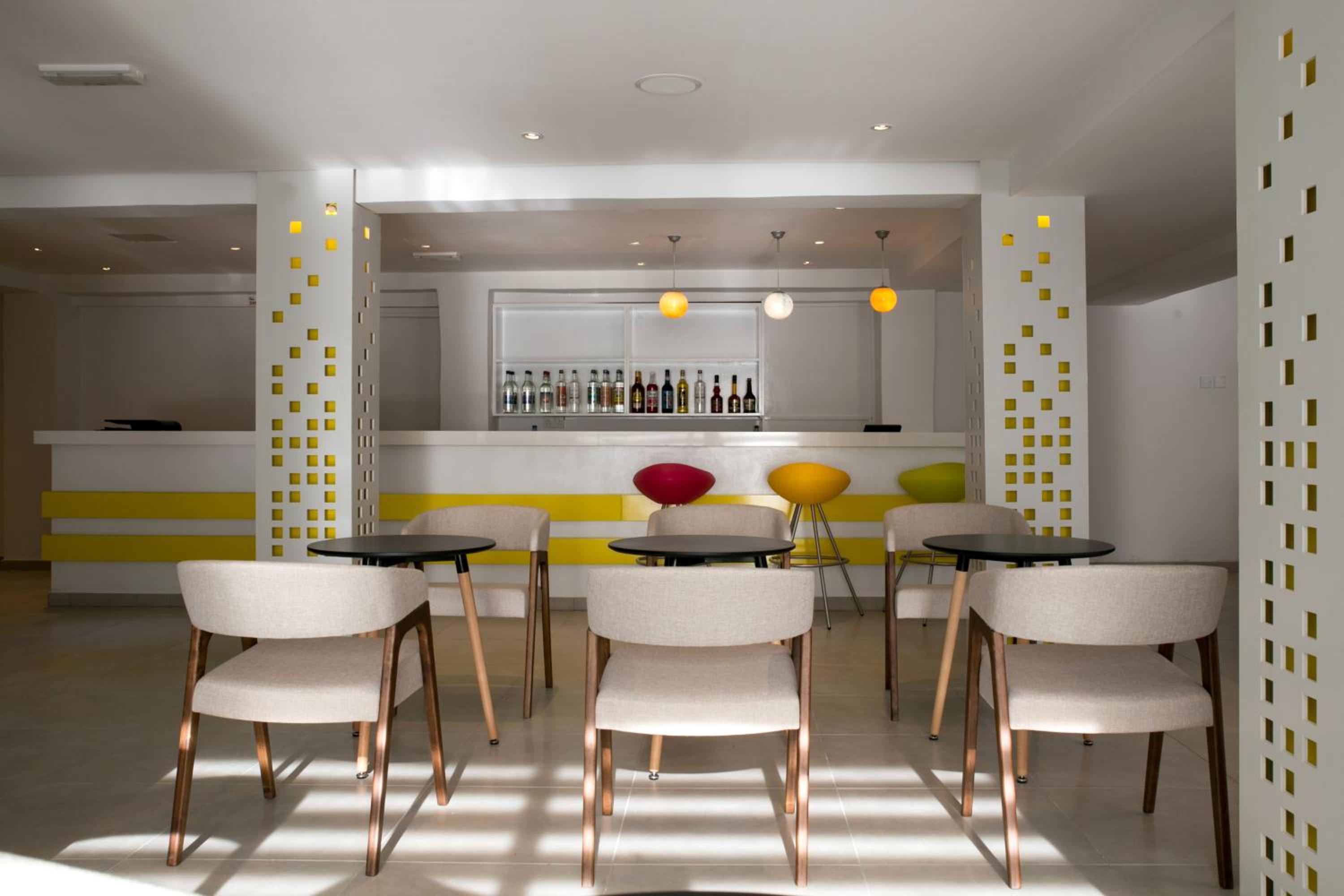 Restaurant-cafeteria