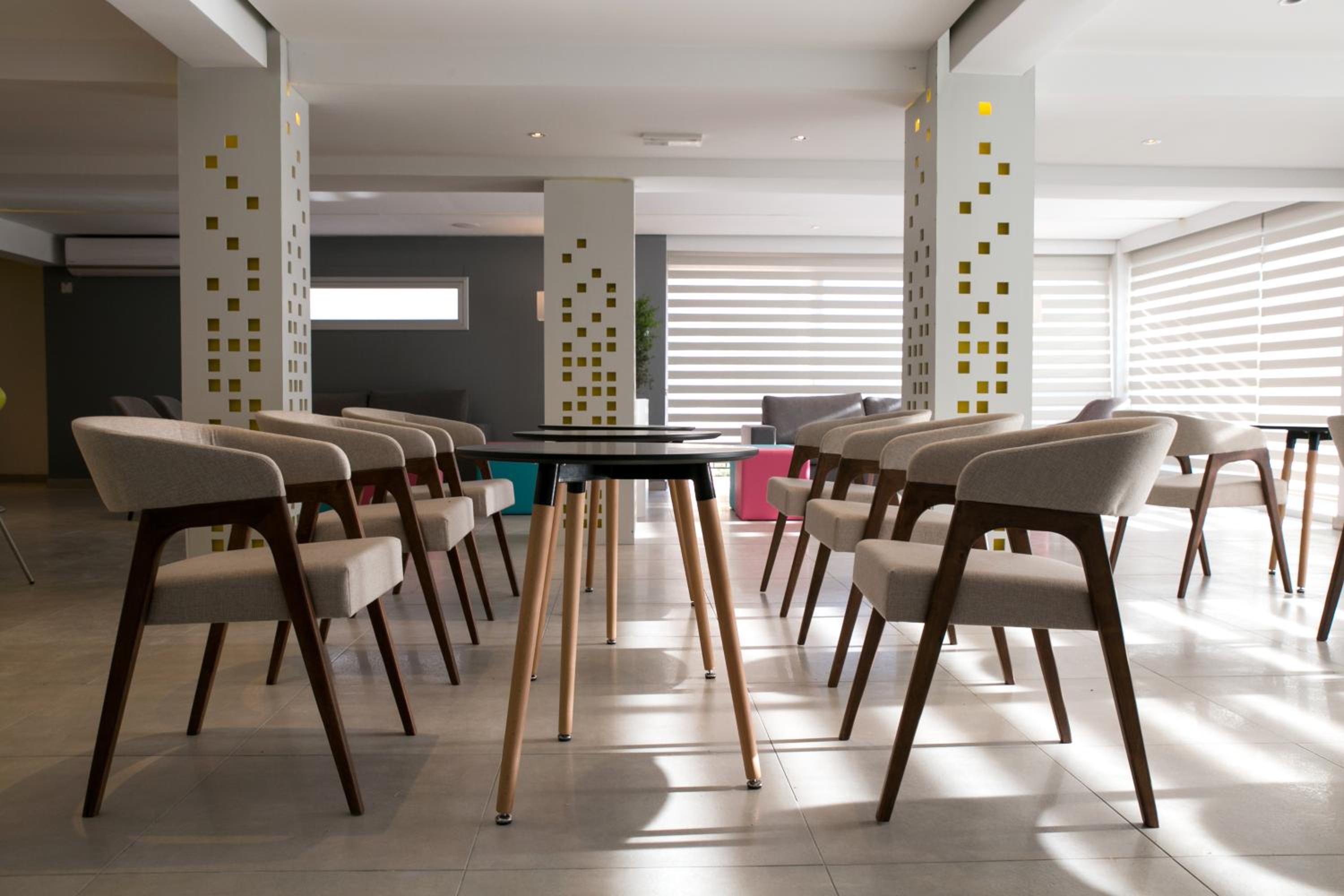 Restaurant-cafeteria