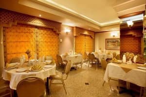thumbnail: Restaurant