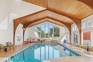 thumbnail: Pool