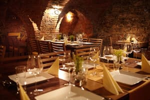 thumbnail: Restaurant