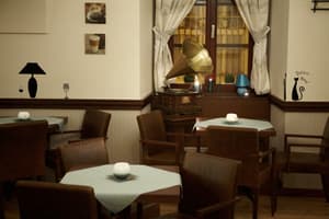 thumbnail: Restaurant