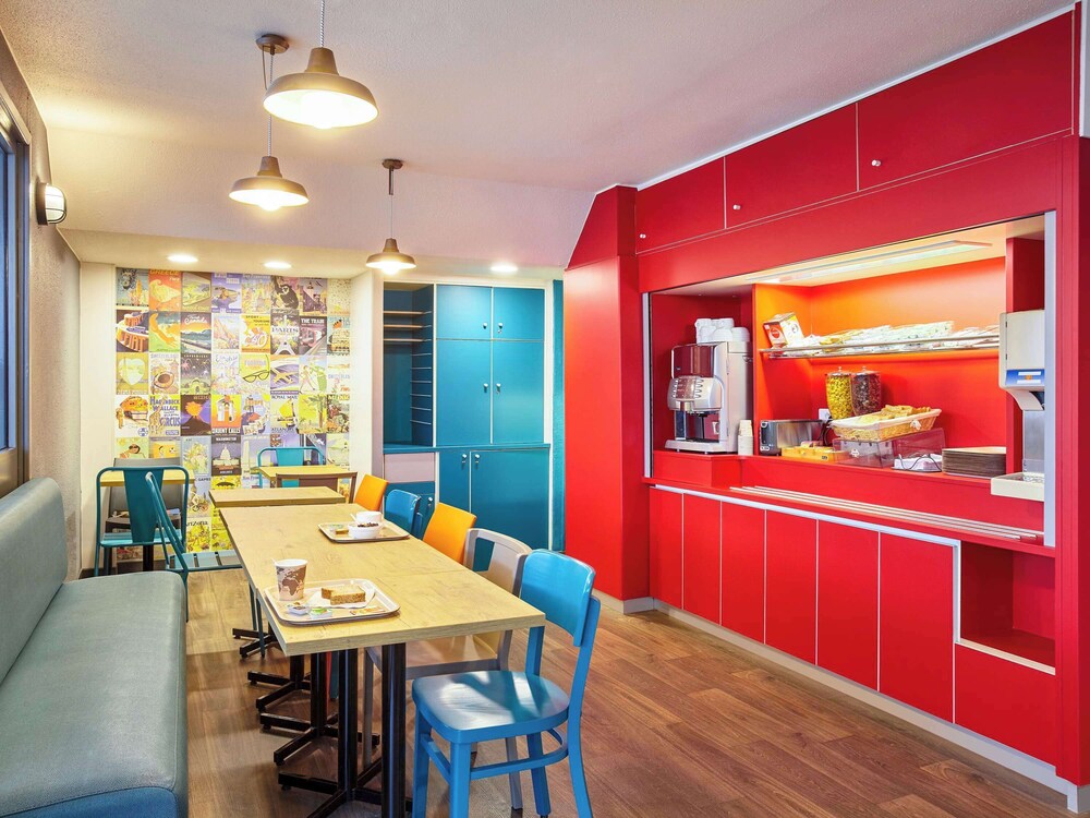 Restaurant-cafeteria