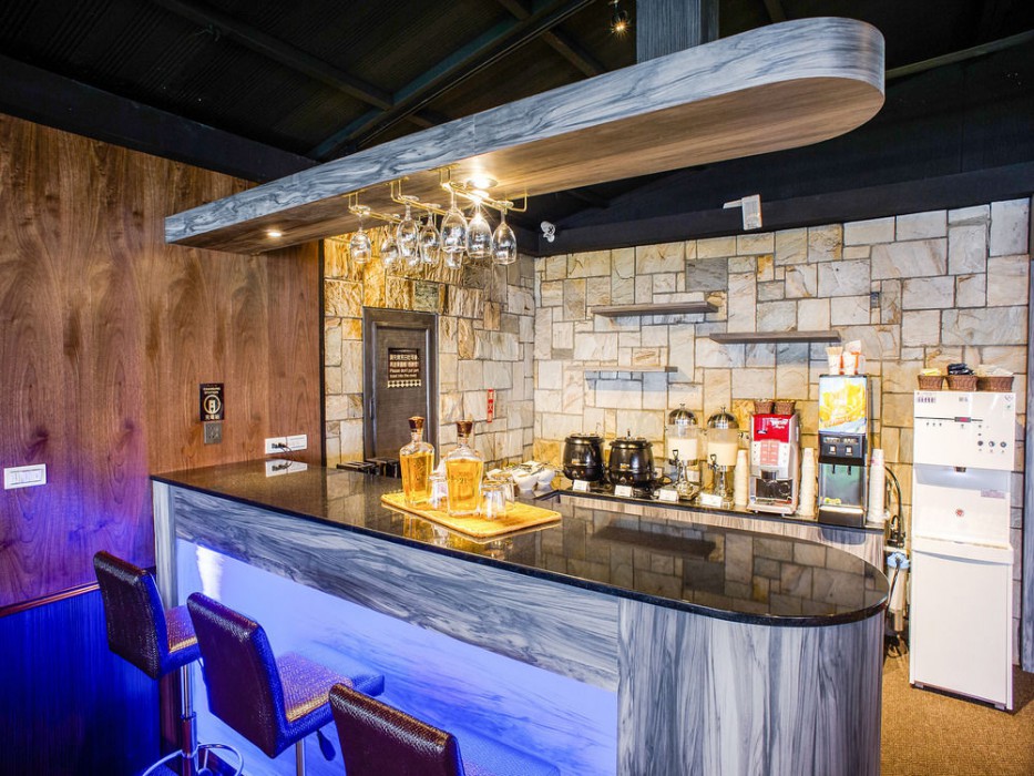 Amenities and Services