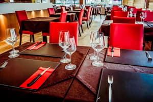 thumbnail: Restaurant